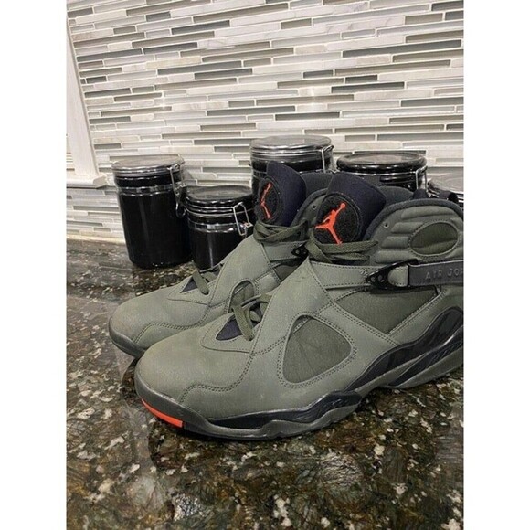 Air Jordan 8 Retro "TF Undefeated" (Size: 14, Color: Sequoia/Black/Orange) - Picture 11 of 16